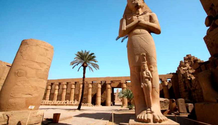 Ausflug Makadi bay Luxor Ins Tal der Könige mit Minibus